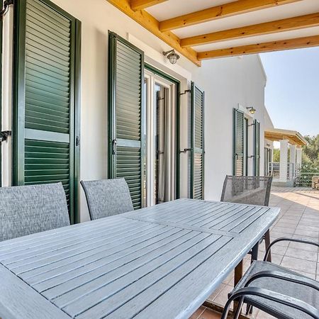 Casa Nuova Villa เลียปาเดส ภายนอก รูปภาพ