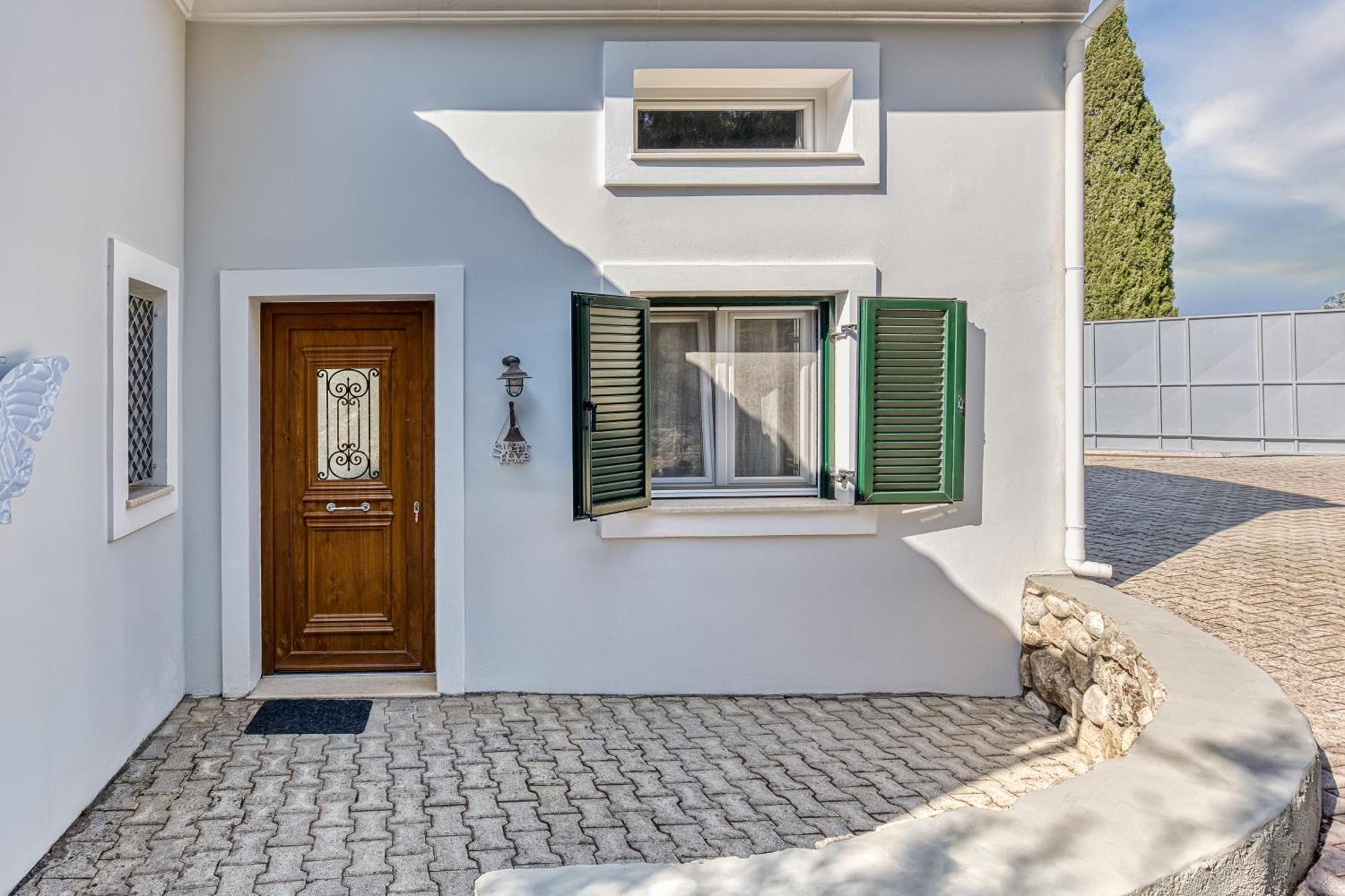Casa Nuova Villa เลียปาเดส ภายนอก รูปภาพ