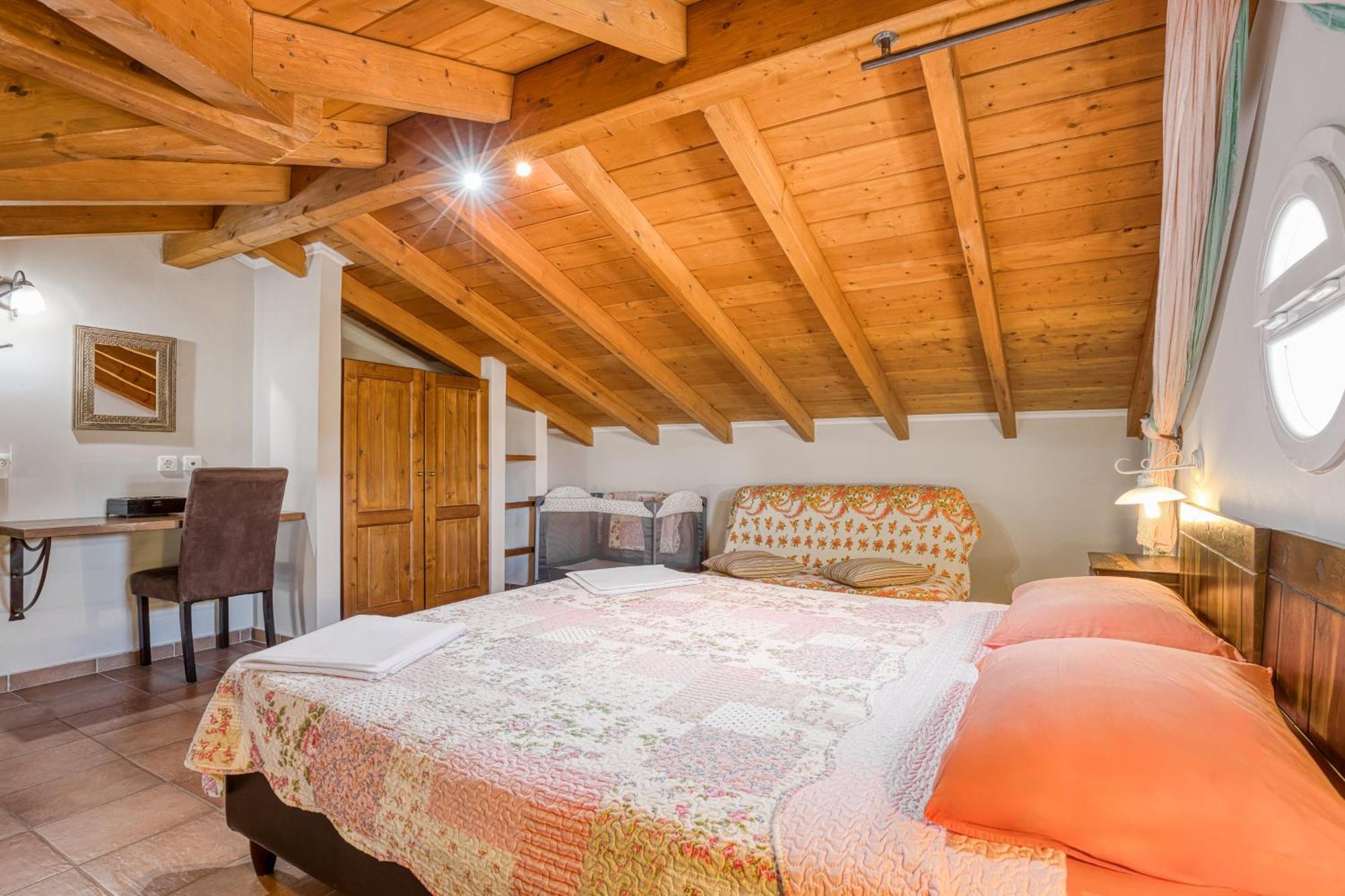 Casa Nuova Villa เลียปาเดส ภายนอก รูปภาพ